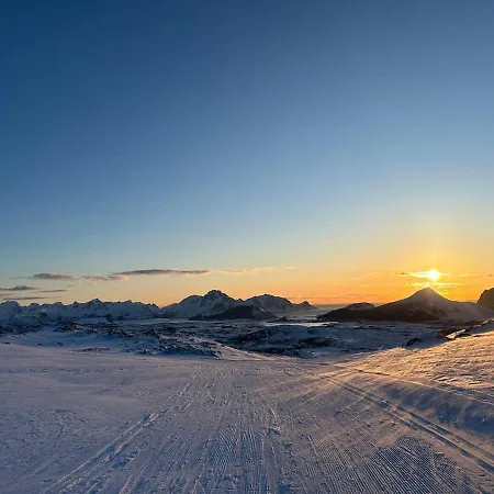 New Centrally Located In Лекнес