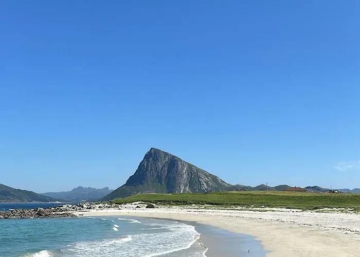 Апартаменты New Centrally Located In Лекнес