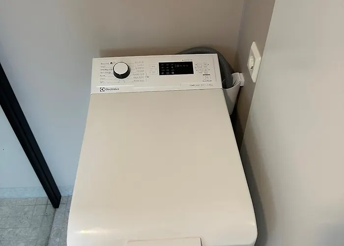 New Centrally Located In